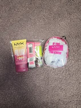 NIB $30 NYX 3-piece Makeup Bundle With Clear Mini Backpack Key Ring Or Bag Charm